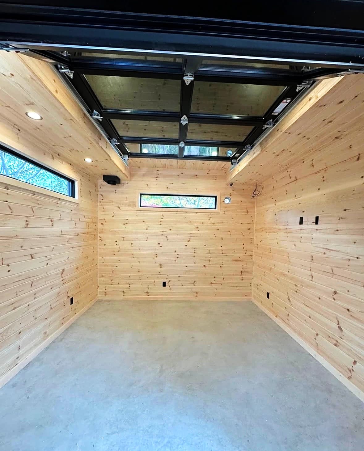 Custom Woodworking & Finish Carpentry